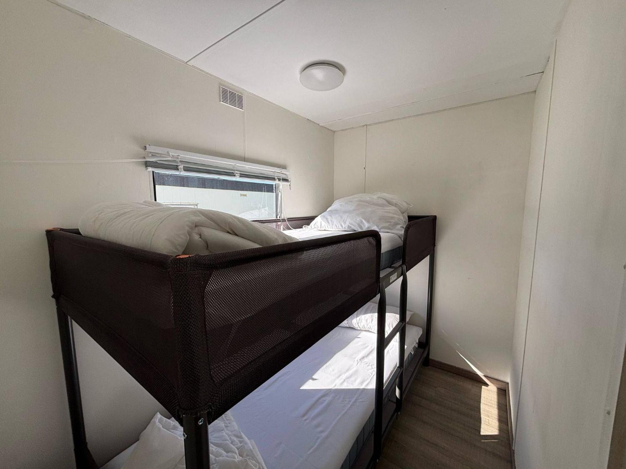 Mobile Home Au Camping New Vennepark Harendijk Ngoại thất bức ảnh